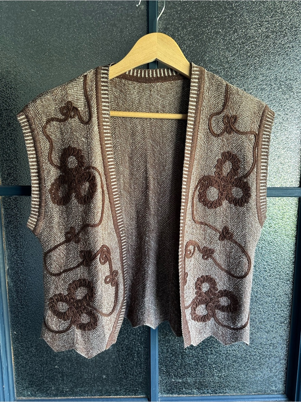 Vintage Brown Sweater Vest with Western Appliqué